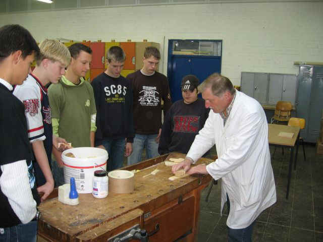 holz5.jpg (60422 Byte)