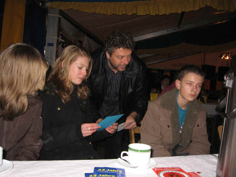 IMG_2347.jpg (116957 Byte)